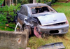 Turvo: Muro de residência é destruído por carro