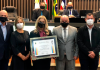 Reitora da Unesc Luciane Ceretta recebe moção da Câmara de Vereadores de Araranguá