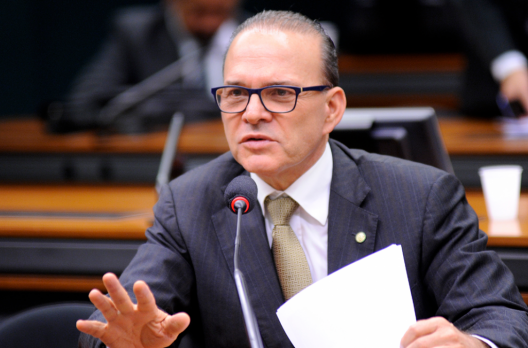 Boeira volta a falar em disputar o governo