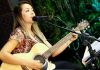 Julia Dias vai levar som eclético ao Música na Praça neste sábado