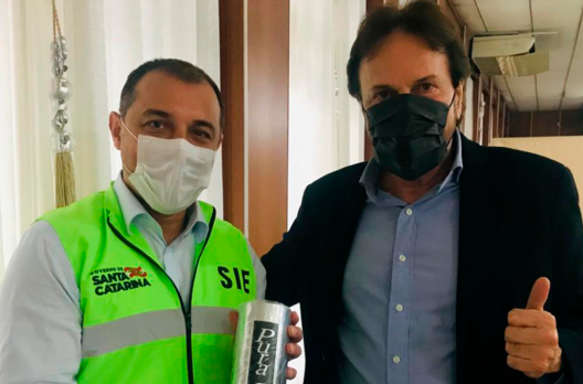Amanhã governador virá a Araranguá, onde almoça com César Cesa
