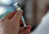 Vacinação em SC: começa distribuição de doses para aplicação em adolescentes e reforço nos idosos