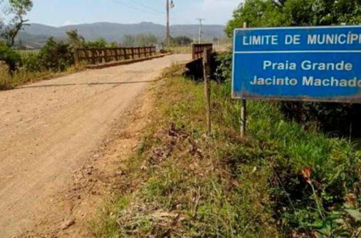 Asfaltamento da Jacinto-Praia Grande vai começar