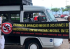 Moradores protestam contra apatia em caso de turista negro incendiado em Florianópolis