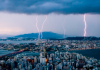 SC tem alerta para temporais e chuva intensa nesta quinta-feira; veja as regiões com alto risco