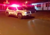 Casal acusado de tráfico de drogas é preso pela polícia militar em favela do bairro Divinéia