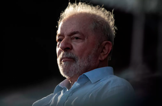 Lula está se esforçando para perder a eleição