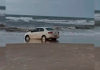 Polícia encontra idosa morta dentro de carro em praia de Torres