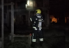 Bombeiros combatem incêndio em residência na cidade de Jaguaruna
