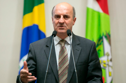 Zé Milton recebe apoio de prefeitos no Vale do Itajaí