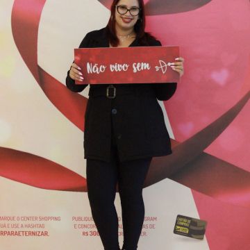 Center Shopping cria ambiente para apaixonados declararem seu amor