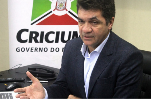 Salvaro confirma intenção de ir para o PSD