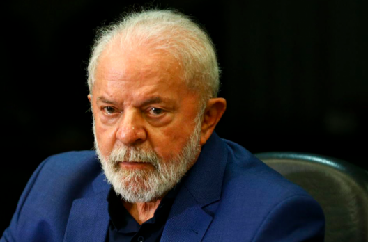 Por quê governo Lula não decola  