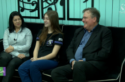 Debutante Yasmin Stephanie Candido Velter foi a convidada do TV Sul Mulher desta semana