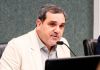 Almides fala em nome da Amesc na Assembleia  