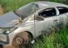 Saída de pista seguida de capotamento deixa jovem ferida em Sombrio