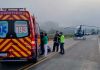 Mulher de 69 anos é levada ao hospital pelo helicóptero do Saer PCSC após acidente de carro em Ilhota