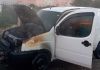 Incêndio danifica carro em Sombrio