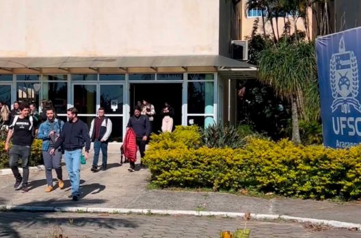 Início do segundo semestre na UFSC: Campus Araranguá recebe a volta de 1.500 alunos nest...