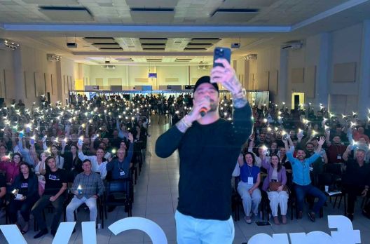 (VIDEO) 12º Fórum Aciva de Networking: Noite de abertura contou com palestras de Roberto...