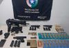Com arsenal de armas e munições em casa, homem é preso pela Polícia Militar em Sombrio