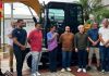 Prefeitura de Sombrio entrega miniescavadeira hidráulica para fortalecer serviços de obras e agricultura