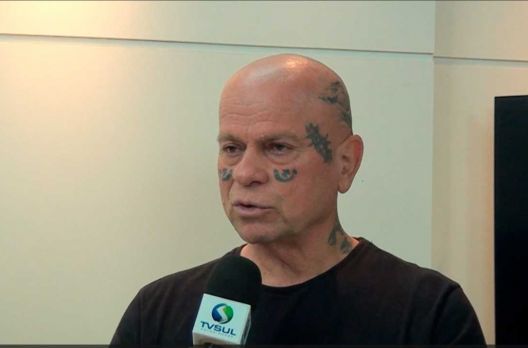 (VIDEO) De volta para casa: Giraldi assume Central de Plantão Policial de Araranguá