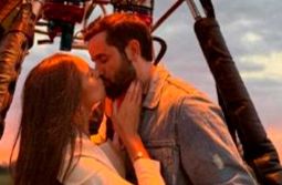 Matteus Amaral vive fim de semana romântico com voo de balão em Praia Grande (SC)