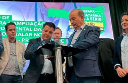 Governador Jorginho Mello anuncia investimentos na Amesc: Entrega aconteceu durante o enco...