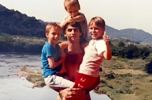 Bolsonaro quer toda prole no Senado Federal 