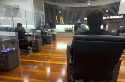 Câmara de Vereadores de Araranguá: Delegado Diego de Haro recebe título de Cidadão Hon...