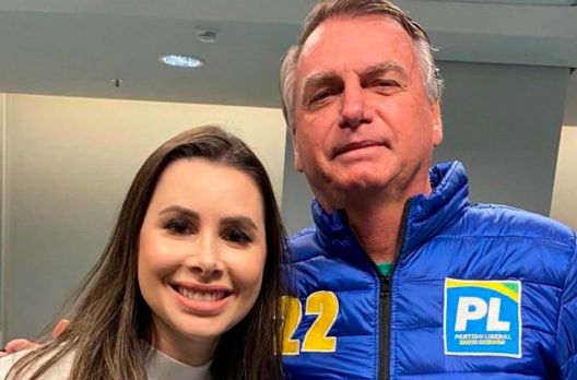 Carol diz a Bolsonaro que irá ao Senado