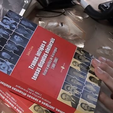 Livro resgata a história política de Araranguá após 21 anos de pesquisa