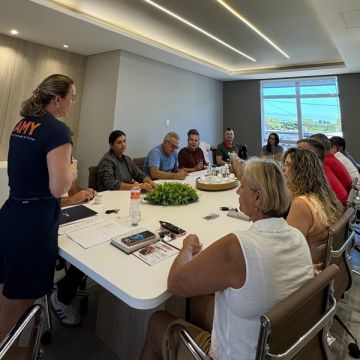 Primeira reunião da nova diretoria da CDL Araranguá formalizou o planejamento de ações da entidade