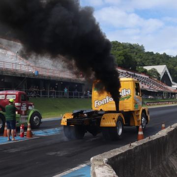 Arrancada Truck abre temporada 2026 em Morro da Fumaça