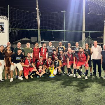 Amigos do Jervis conquistam a Taça Postos Rizzotto no Futebol Sintético