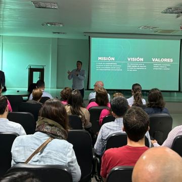 Integrantes de cinco países visitam a Cooperja em agenda sobre arroz sustentável