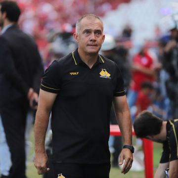 Tigre vence o Náutico nos Aflitos e larga com vitória na Série B