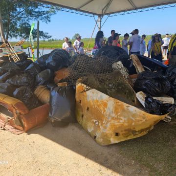 Projeto Arco-Íris recolhe 1,3 tonelada de lixo em Araranguá