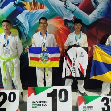 Taekwondo garante destaque estadual para Araranguá
