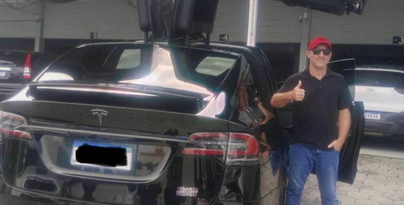  Araranguaense lidera feito inédito na reparação de bateria de Tesla