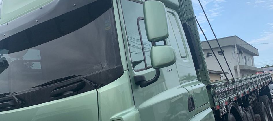 Caminhão roubado em SP é encontrado em Araranguá com sin...