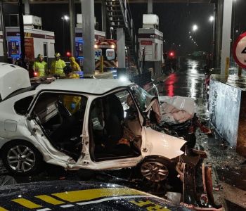 Colisão em praça de pedágio na BR-101 deixa duas mortes em São João do Sul