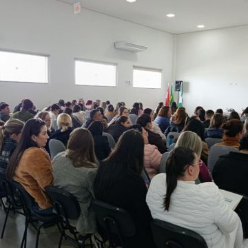 Semana da Enfermagem reúne profissionais da região