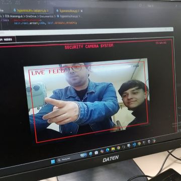 Estudantes desenvolvem aplicativo de vigilância com drones na EEB de Araranguá