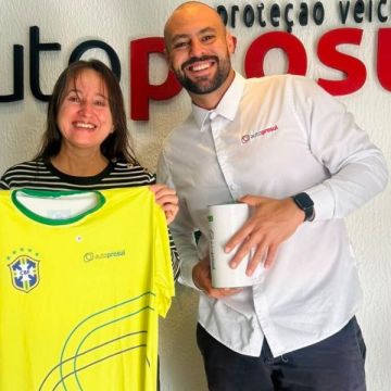 Autoprosul lança campanha especial da Copa e presenteia associados com camiseta personalizada