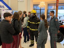 ACIVA promove feira de profissões e incentiva escolhas para o futuro