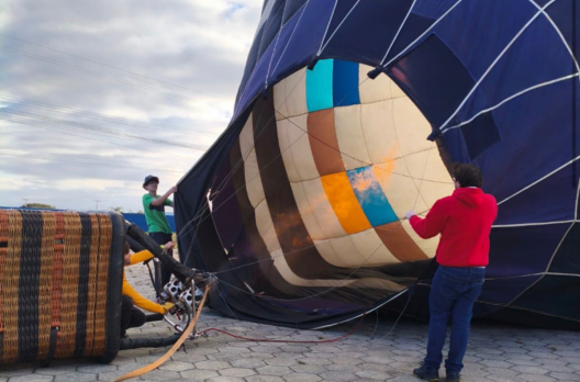 Céu colorido e adrenalina: Voo de lançamento dá o pontapé inicial para o 2º Festival ...