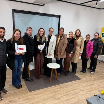 Alunos são premiados após jornada de aprendizado com a CERSUL