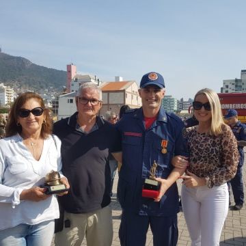  Do amor ao destaque profissional: a história de um bombeiro araranguaense